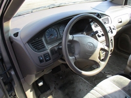 2001 TOYOTA SIENNA LE BEIGE 3.0L AT Z16557